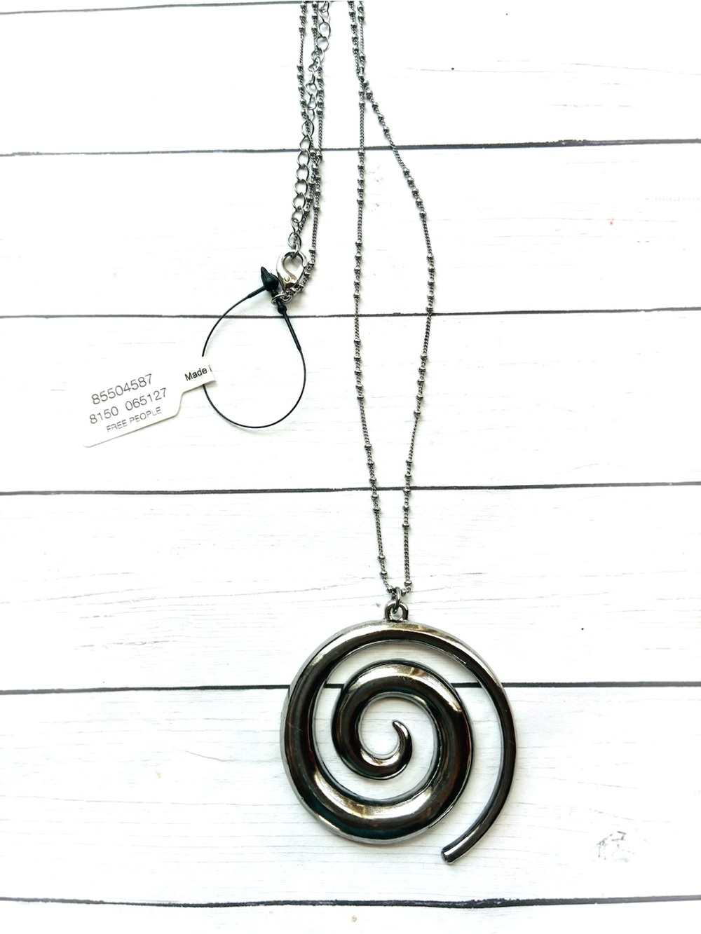 NWT Free People Silver Spiral Disc Pendant Beach Necklace $30 Retail Tag